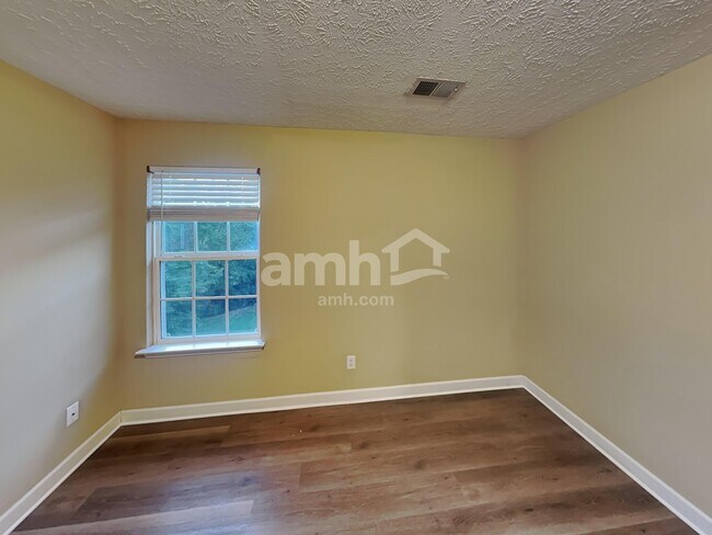 Building Photo - 3505 Bent Wood Ct