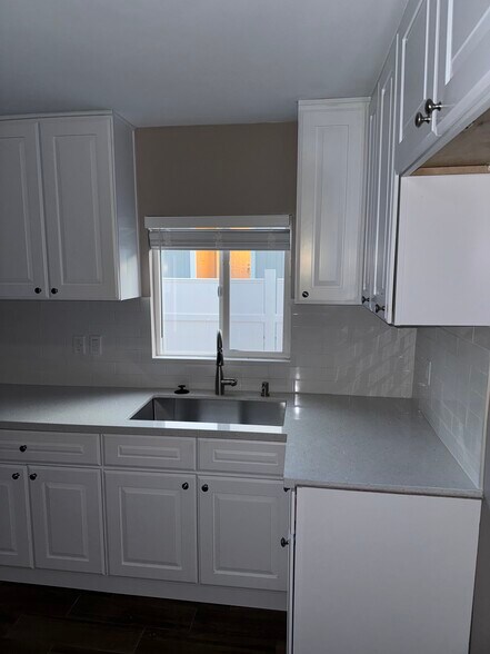 Building Photo - 32952 Urban Ave