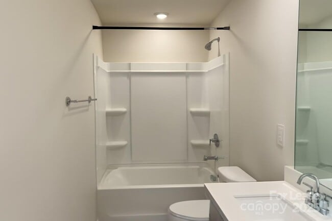 Building Photo - 4113 Armstrong Farm Dr