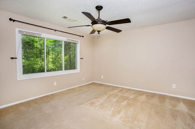 Building Photo - 4641 Anastasia Ct