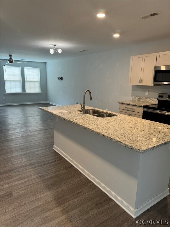 Building Photo - 1504 Rapunzel Wy