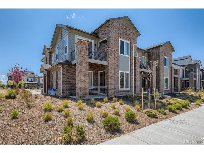 Building Photo - 14762 E Belleview Ave