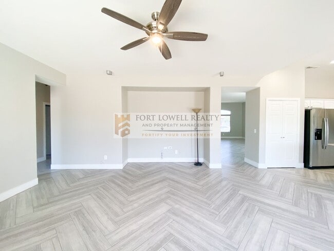 Building Photo - Beautiful Home in LAVEEN Arizona available 6.12.26 / 4 Bed/ 3bath