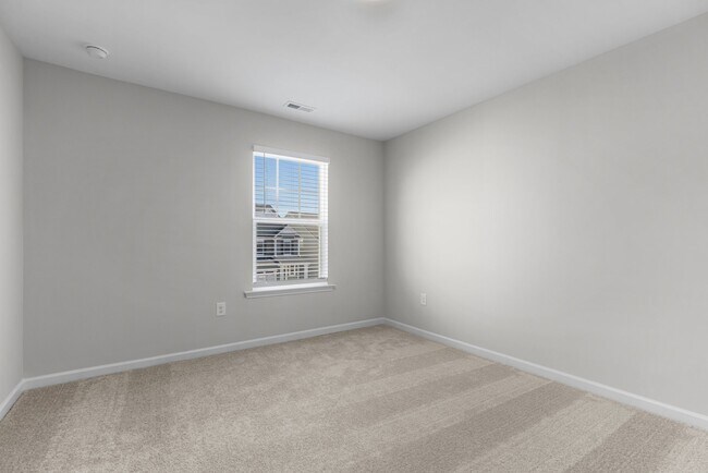 Building Photo - 2408 McKenzie Ridge Ln
