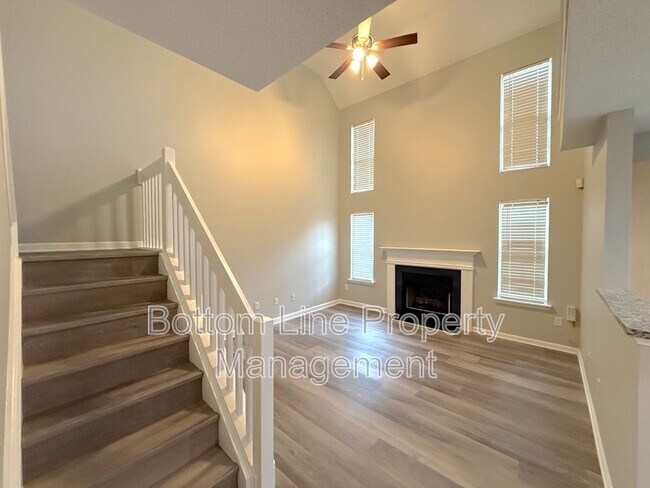 Building Photo - 9419 Elizabeth Townes Ln
