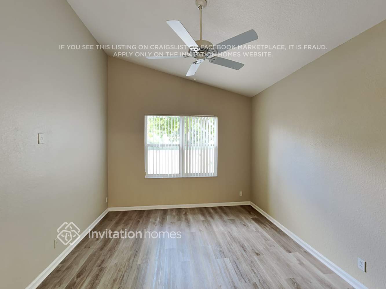 Building Photo - 3401 NW 70th Ave