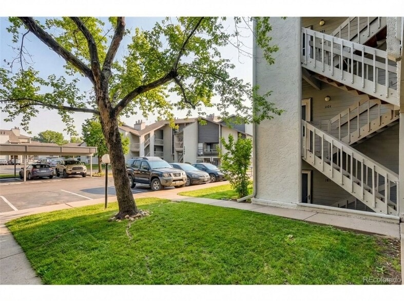 Building Photo - 3575-3528 28th St