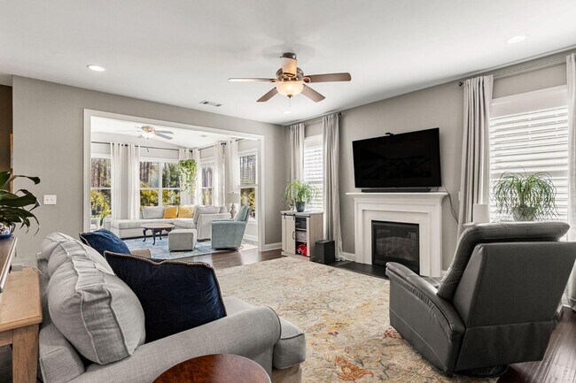 Building Photo - 5042 Mill Creek Rd