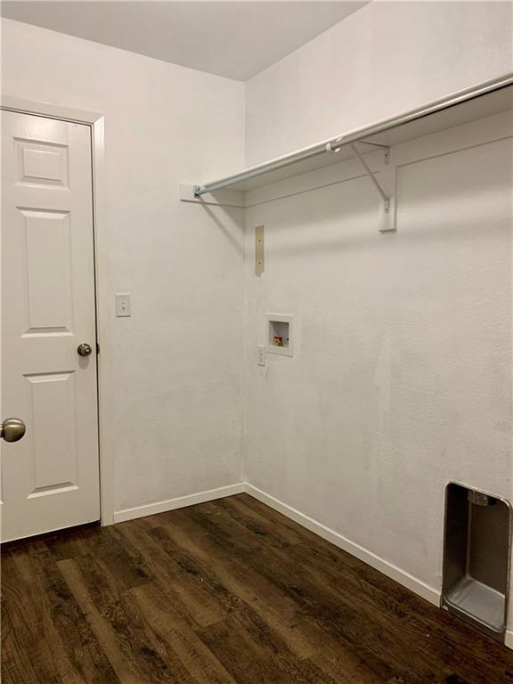 Building Photo - 7851 Bridgegate Ave