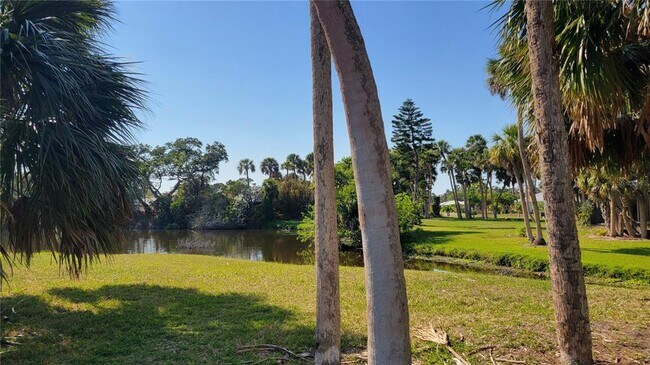 Building Photo - 2942 Tuckerstown Dr