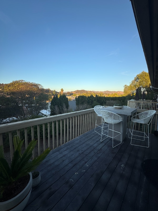 Building Photo - 1346 Miraflores Glen