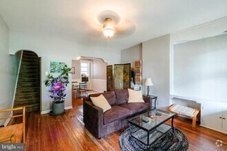 Building Photo - 456 Lyceum Ave