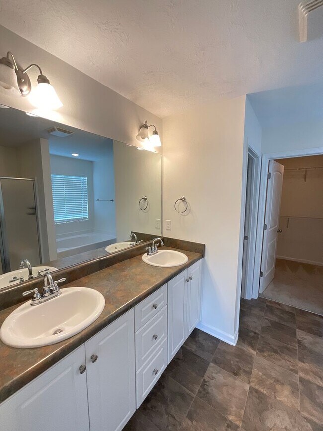 Building Photo - 2126 Grove Landing Way Grovetown, Ga 30813