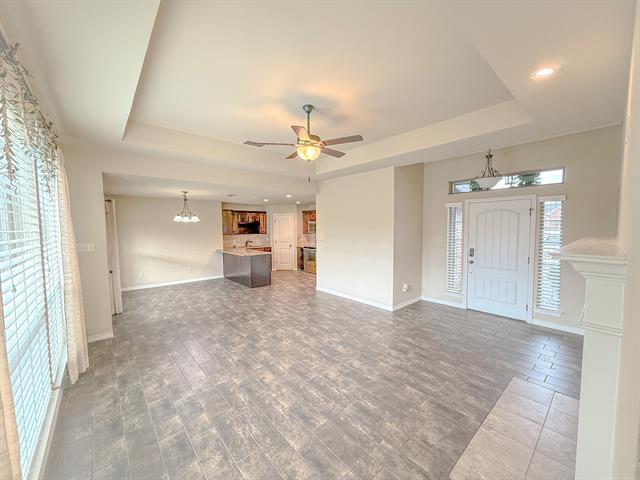 Building Photo - 103 Palomino Dr