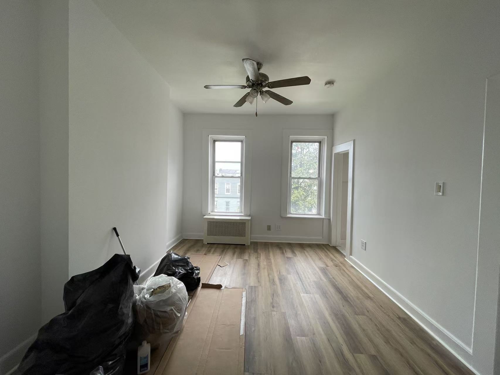 Building Photo - 317 57th St