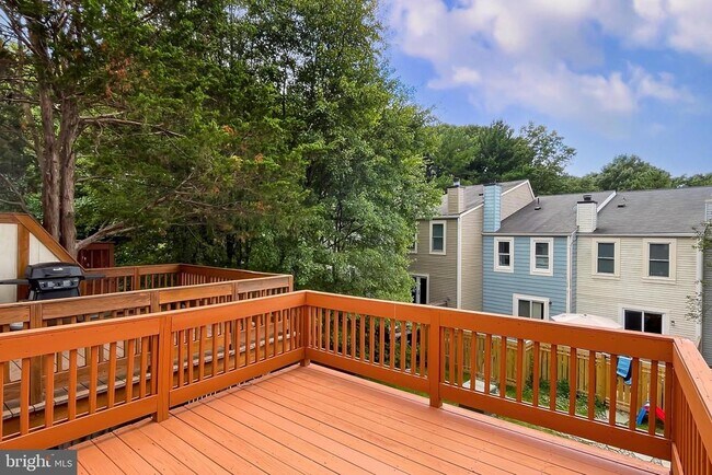 Building Photo - 11931 Redtree Way