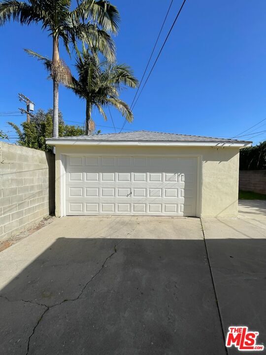 Building Photo - 4434 Grand View Blvd