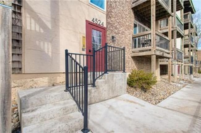 Building Photo - 4524 Holly St
