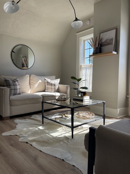 Building Photo - 502 Woodworth Ave