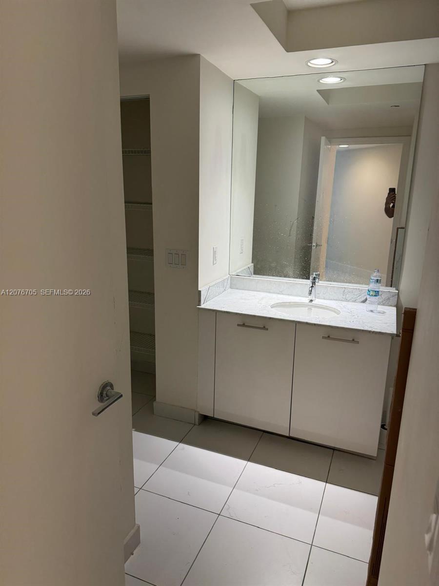 Building Photo - 500 Brickell Ave