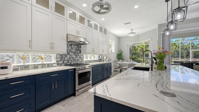 Building Photo - 9000 Willow Brook Dr