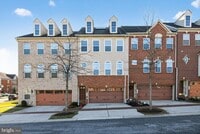 Building Photo - 2102 Congresbury Pl