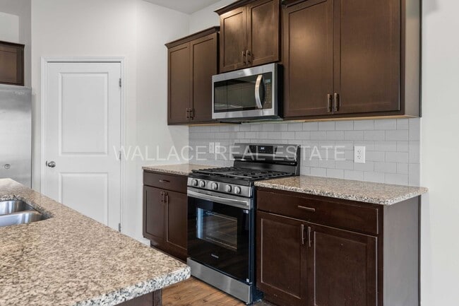 Building Photo - 12059 Sweet Almond Ln