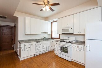 Building Photo - 3228 N Lawndale Ave