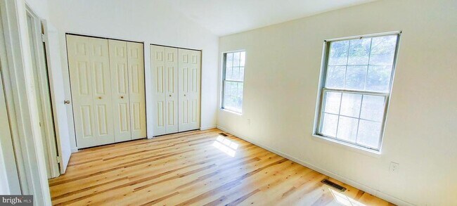 Building Photo - 14303 Beaker Ct