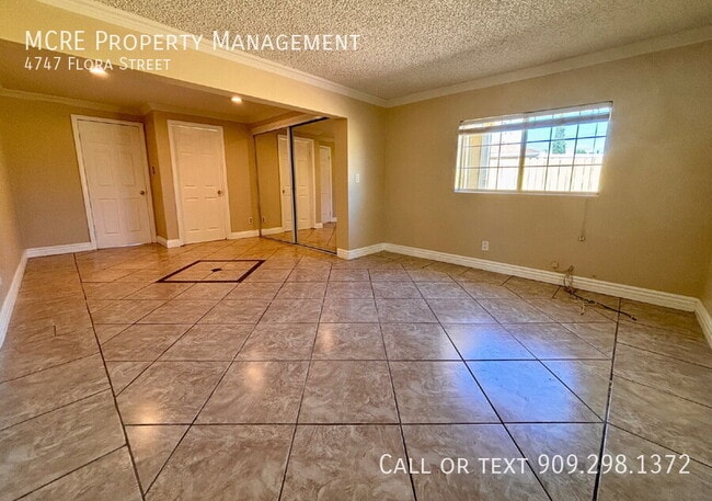 Building Photo - 4747 Flora St