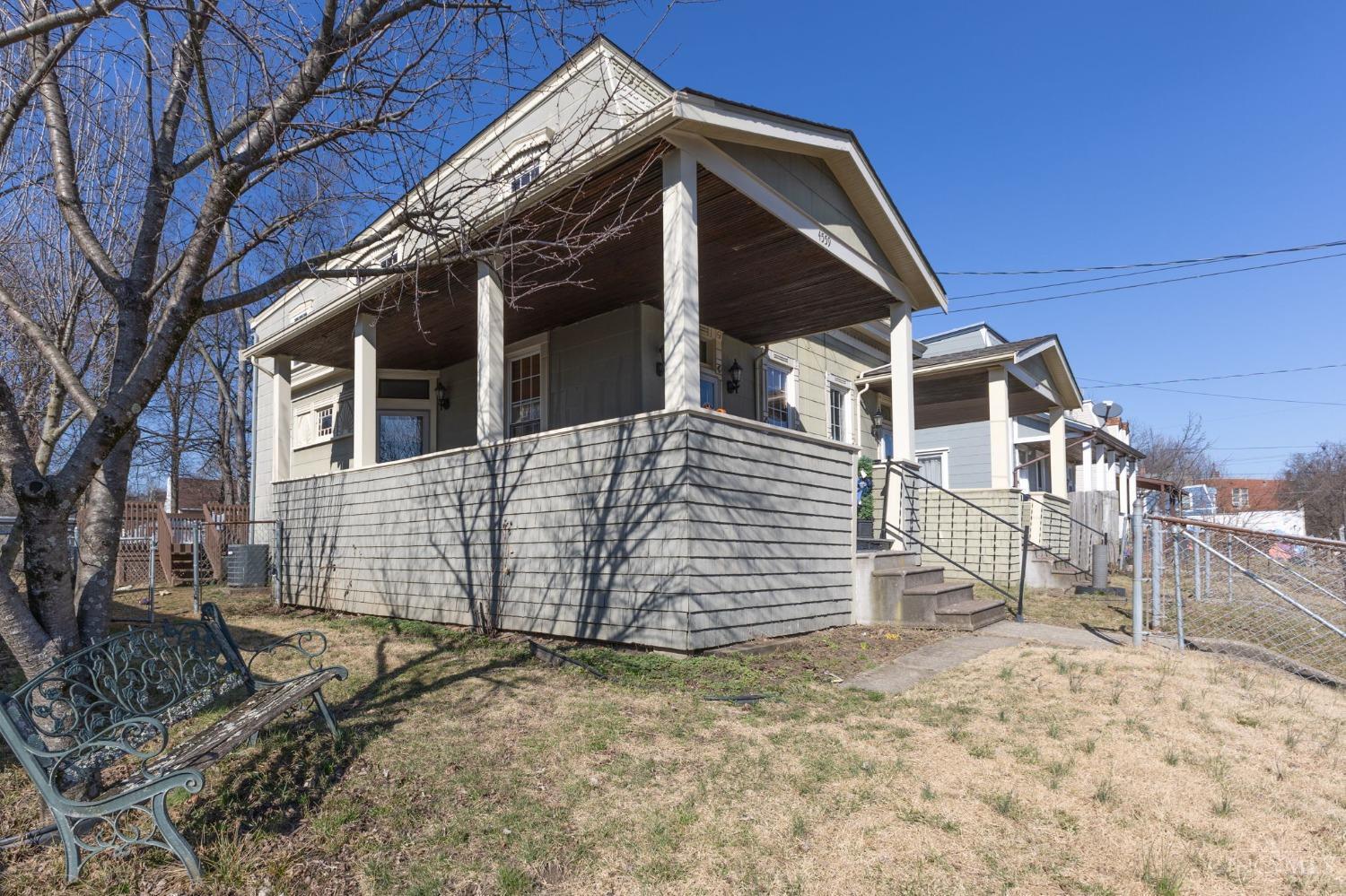 Building Photo - 4559 N Edgewood Ave
