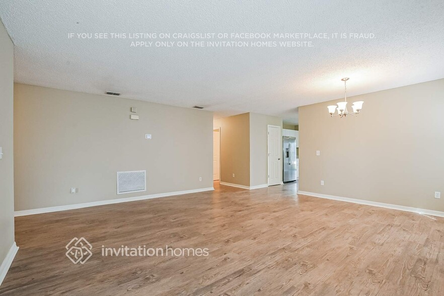 Building Photo - 713 Battery Pointe Dr