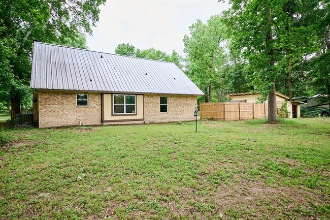 Building Photo - 28103 Hitching Rack Ln