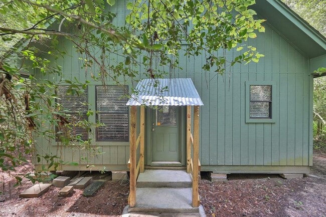 Building Photo - 6436 Longmire Rd
