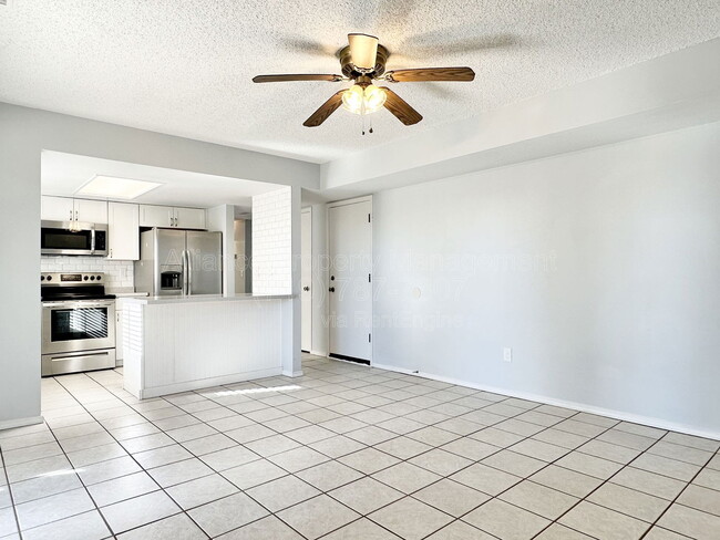 Building Photo - 3465 Kirkwood Dr