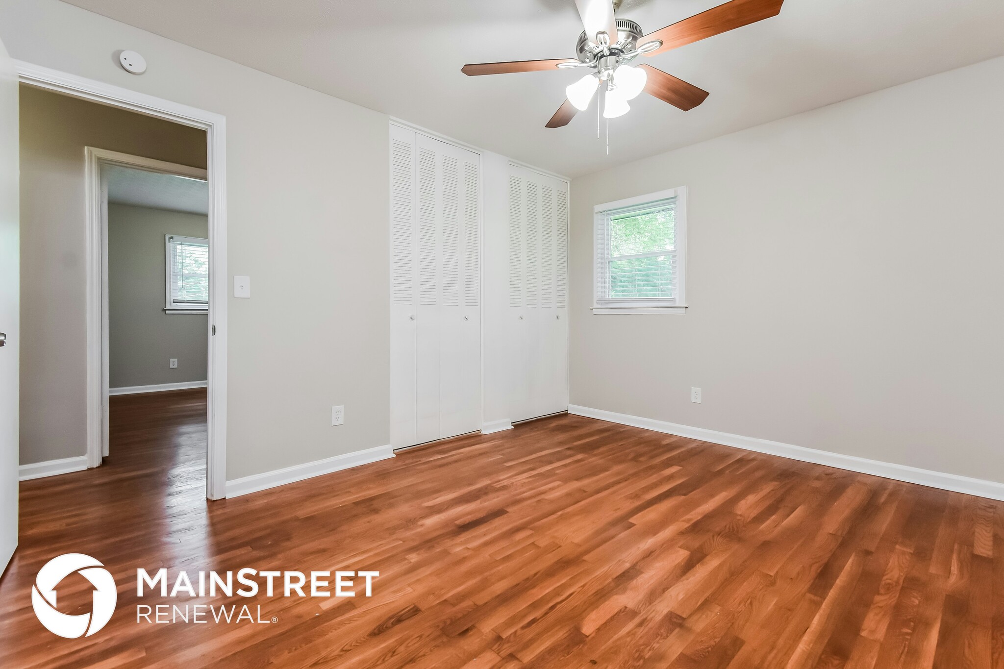 Building Photo - 1277 Scenic Way SW