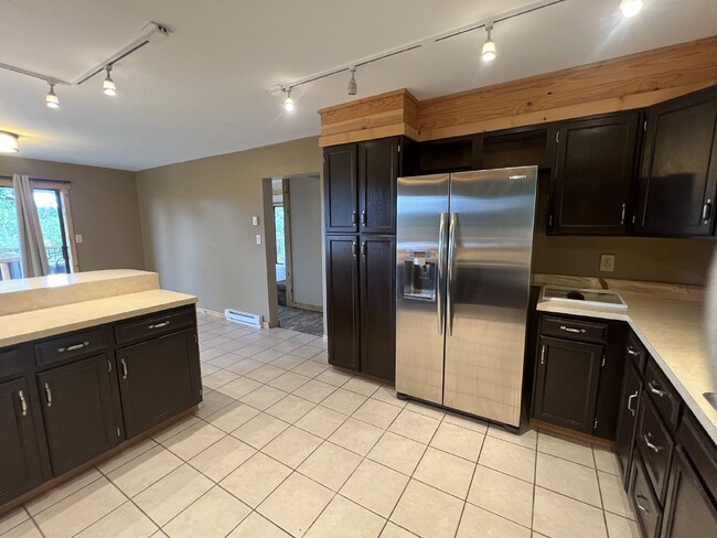 Building Photo - Beautiful Home in Echo Hills!