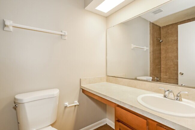 Building Photo - 4767 Wassail Dr