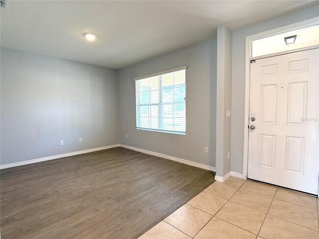 Building Photo - 389 Tanglewood Dr