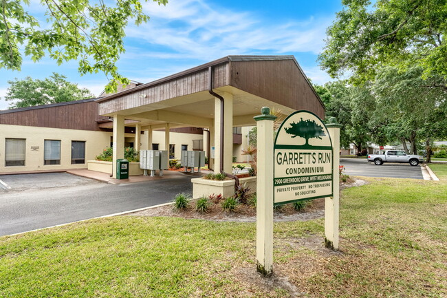 Building Photo - 7814 Shadowood Dr