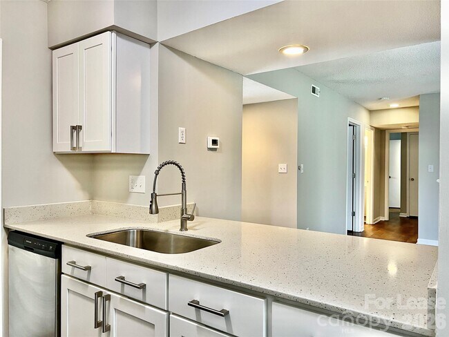 Building Photo - 11084 Harrowfield Rd