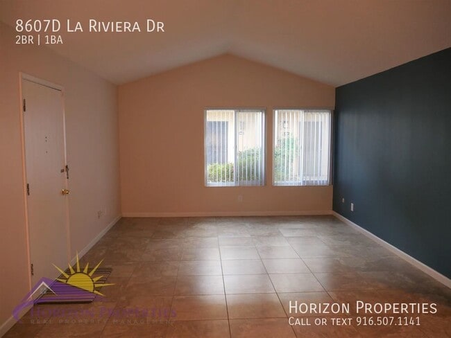 Building Photo - 8607 La Riviera Dr