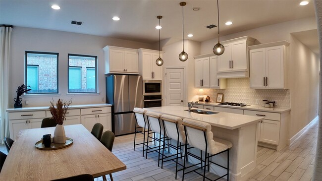 Building Photo - 27127 Cutleaf Daisy Ct