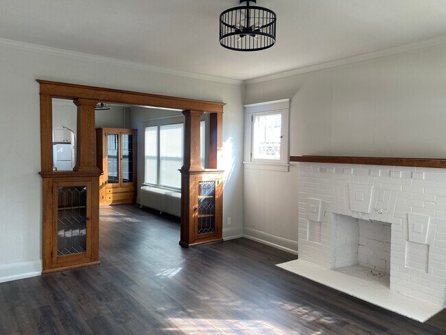 Building Photo - 105 Tanager