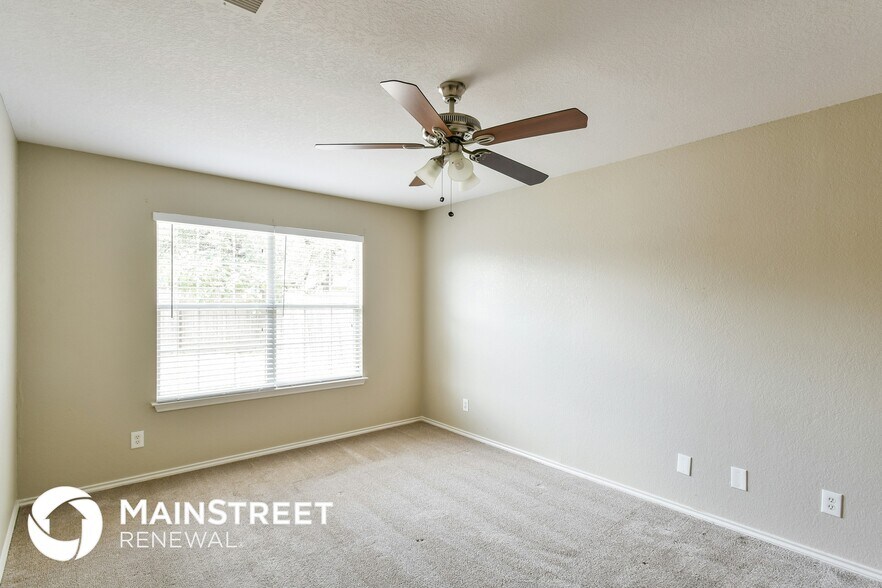 Building Photo - 6027 Kensinger Pass