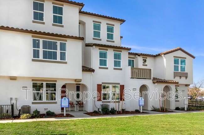 Building Photo - 2957 Nimes Ln