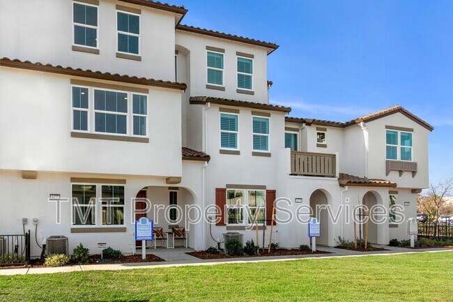 Building Photo - 4429 Rhone Walk