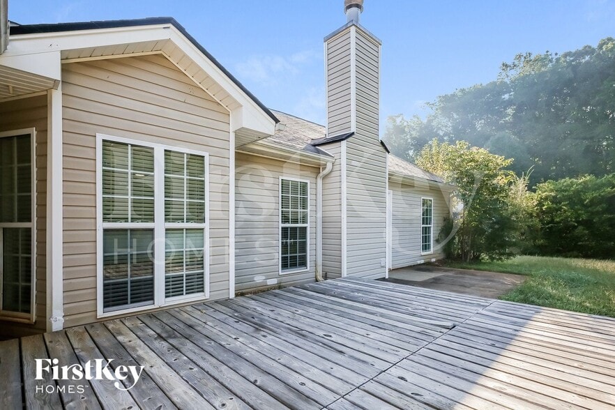 Building Photo - 1581 Brush Creek Dr