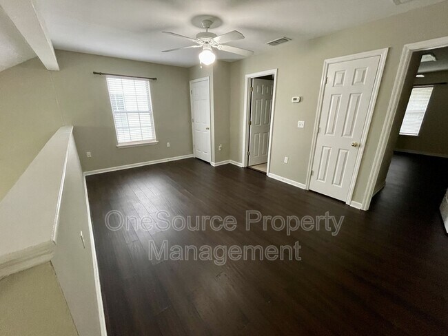 Building Photo - 4434 Gearhart Rd