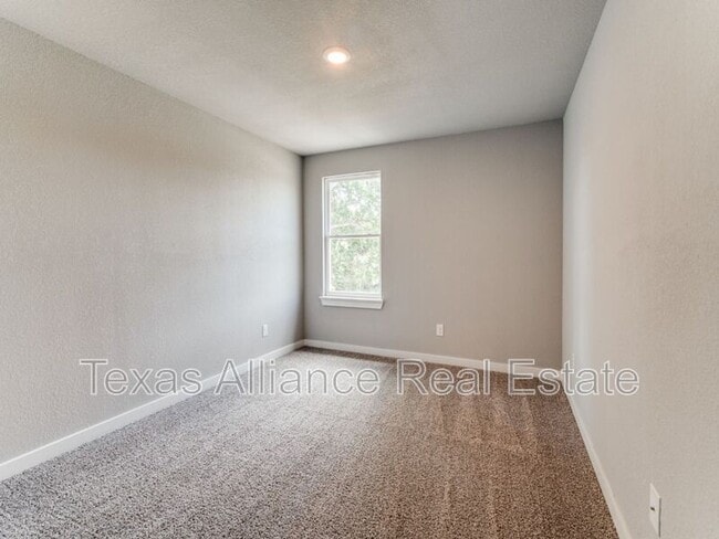 Building Photo - 3628 Frazier Ct